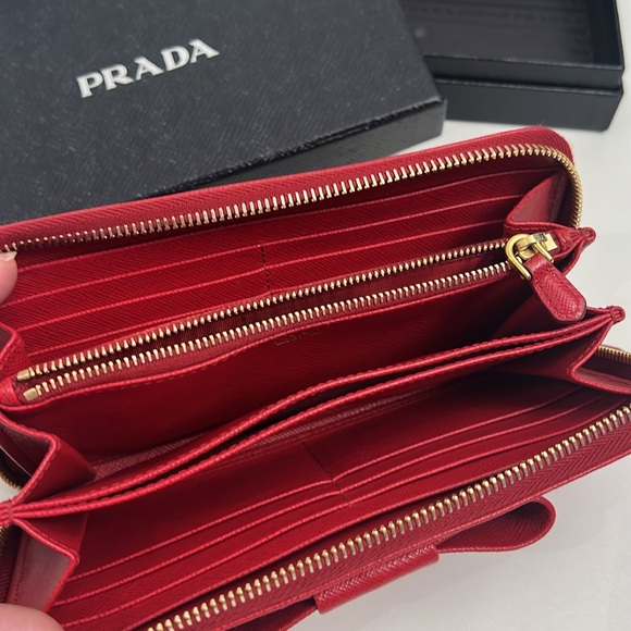 PRADA Red Long Wallet with box - Picture 5 of 6